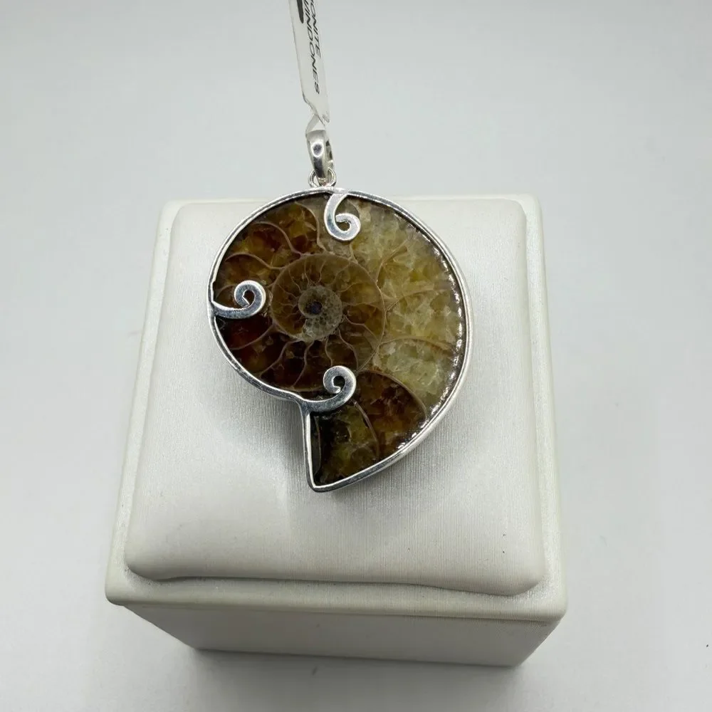 NWT‎ 23.5x30mm AMMONITE pendant in Bali sterling silver!